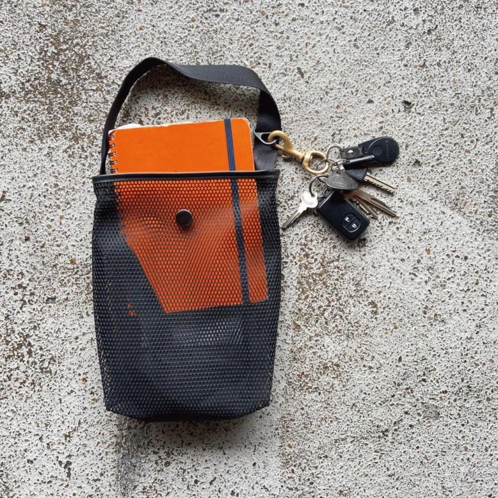 パッカブル ミニショルダー　NAKI 【S】Hard mesh｜人気バッグ おすすめショルダー［ パッカブル ミニショルダー NAKI Sサイズ Hard mesh 軽量 バッグ ショルダー 人気 おすすめ ギフト プレゼント お取り寄せ 通販 送料無料 ふるさと納税 ］