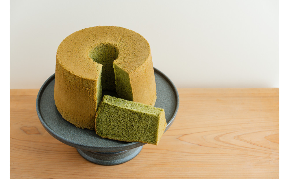 西尾の極上抹茶を使用したしっとりふわふわの米粉しふぉんケーキ［ 西尾産抹茶 米粉シフォンケーキ 抹茶スイーツ 国産材料 甜菜糖 グルメ おいしい 人気 おすすめ ギフト プレゼント お取り寄せ 通販 送料無料 ふるさと納税 ］
