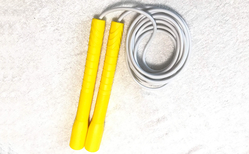 フリースタイルロープ 黄色 プロが本気で考えた跳びやすい 縄跳び