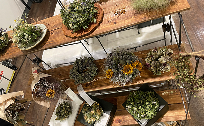 こだわりを紡いだドライフラワー リース（大）