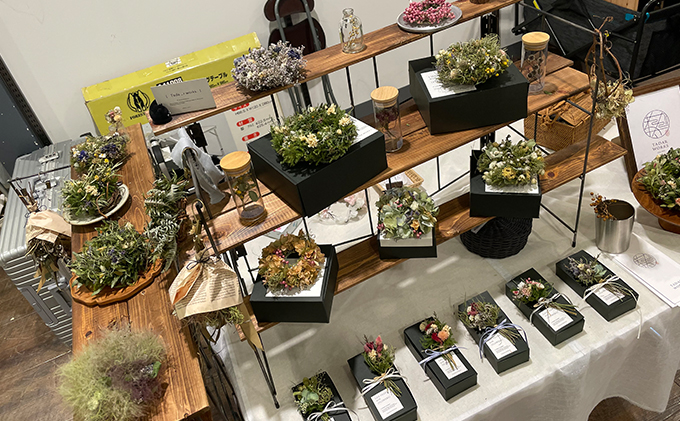 こだわりを紡いだドライフラワー リース（小）