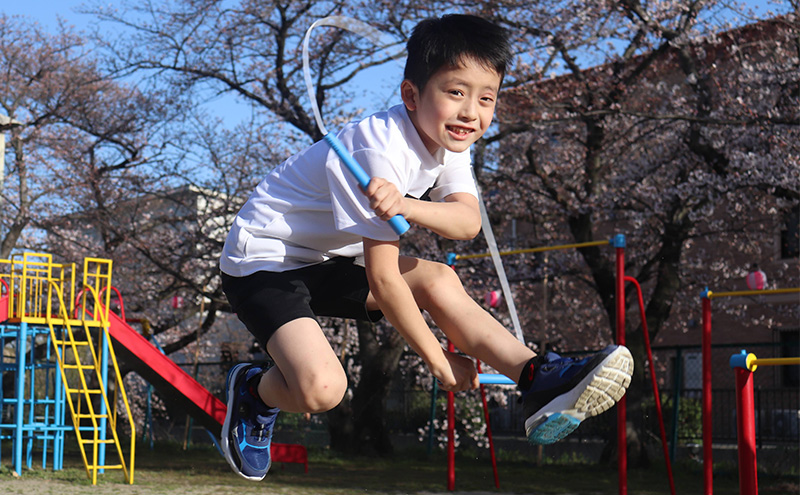 フリースタイルロープ 青色 プロが本気で考えた跳びやすい 縄跳び