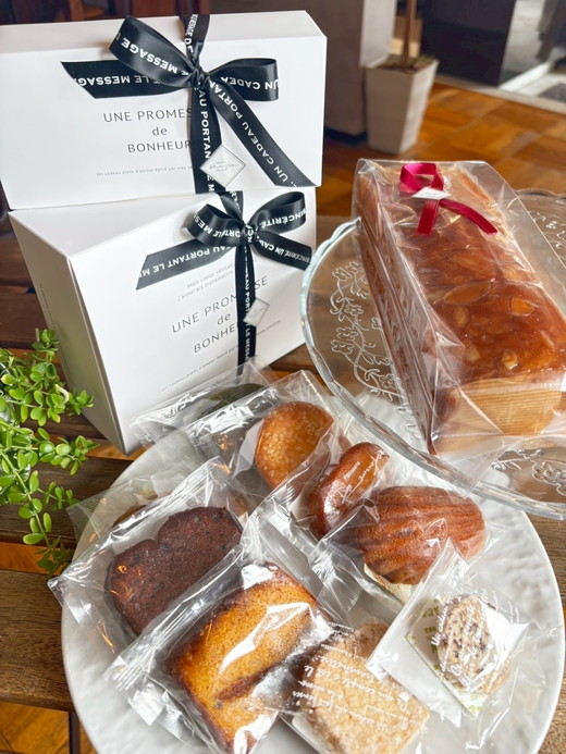 河の屋　パティスリー Kawanoya　手作り焼き菓子人気5種とパウンドケーキ詰め合わせ ｜ フィナンシェ マドレーヌ クッキー パウンド ケーキ 焼き菓子 洋菓子 おやつ お菓子 おかし スイーツ おすすめ 人気 詰め合わせ セット 贈り物 プレゼント ギフト