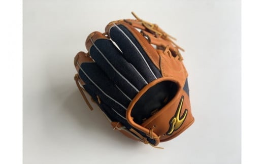 THE MARVELOUS 野球グローブ　〈岡山県産デニム仕様〉