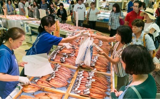 【魚太郎知多本店】商品券1万円分 魚太郎 ふるさと納税 海鮮 刺身 干物 ひもの バーべキュー 愛知県 美浜町※ゆうパックにて配送 ※2025年10月より利用方法が変わりました 〇