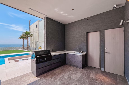 CORAL SUITE VILLA chita ＜平日限定＞ 宿泊券 1日1組限定 1棟貸切 | 旅行 観光 宿泊 チケット プライベートヴィラ プール サウナ BBQ 知多半島 知多 愛知県 美浜町