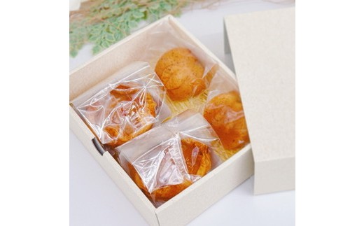 りんごをほおばる『napple pie』2個&焦がしバターのりんごフィナンシェ2個セット