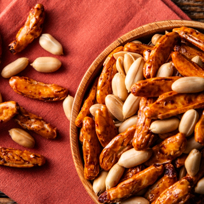 ビールが進んでゴメン！ピリっ辛っの柿の種とほろっ苦っのバターピーナッツ。大人の柿の種、元祖大柿1.2kg