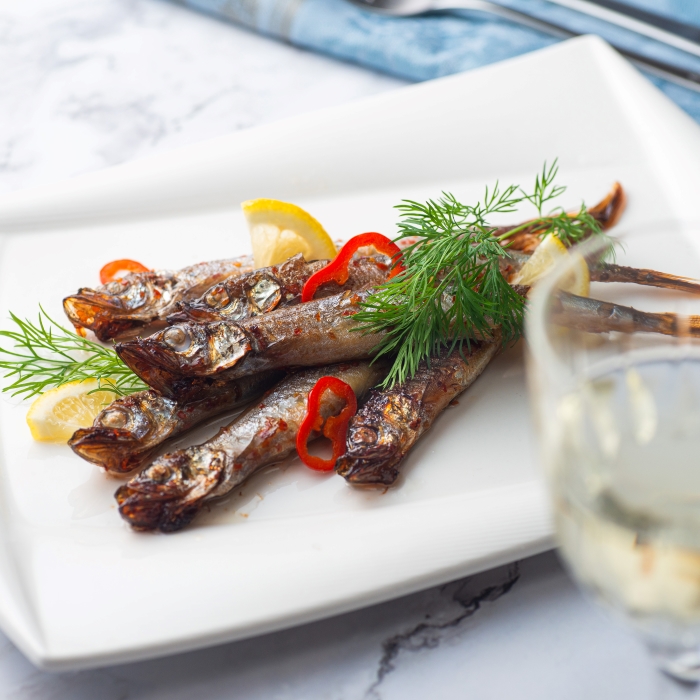 国内で味付け加工。ピリ辛ししゃも 1.68kg(420g×4箱）マル伊水産