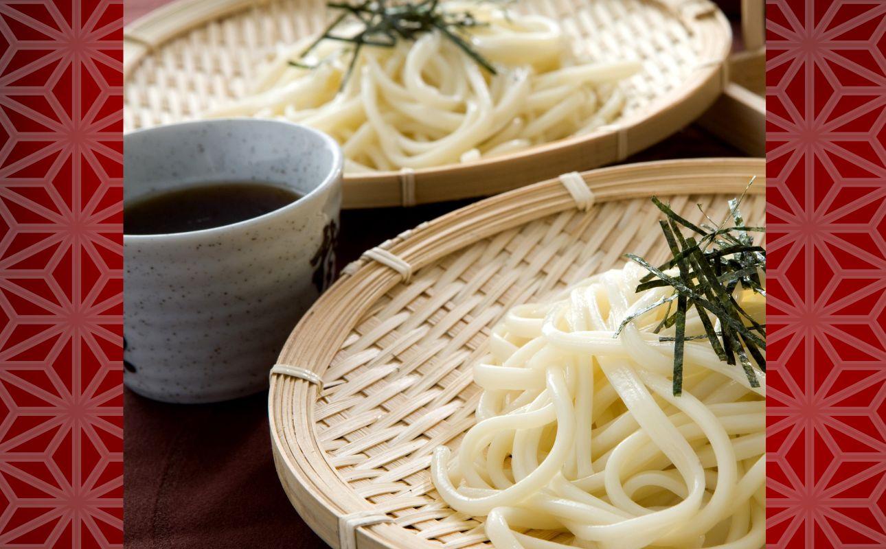 TV番組「マツコ＆有吉 かりそめ天国」紹介店　一等粉のみを使用した「金魚印」 手延うどん 12束･30食分【渡辺手延製麺所 金魚印 大矢知 伝承の味 高級麺 特産 麺 手延べめん 乾麺 うどん 手延べうどん 手延うどん無添加 手延べ 長期保存  ひやむぎ 手延冷麦 そうめん 素麺 そうめん ソーメン  レシピ 人気 家庭用 美味しい 夏  うまい おすすめ 三重県 四日市市 ふるさと納税】