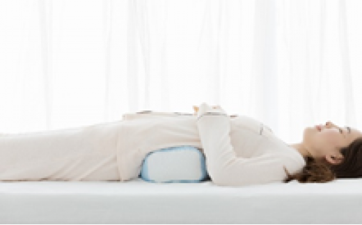 医学博士と頸椎を中心に考えた凹型まくら　Ｌサイズ　グレー色 グレー色 Ｌサイズ