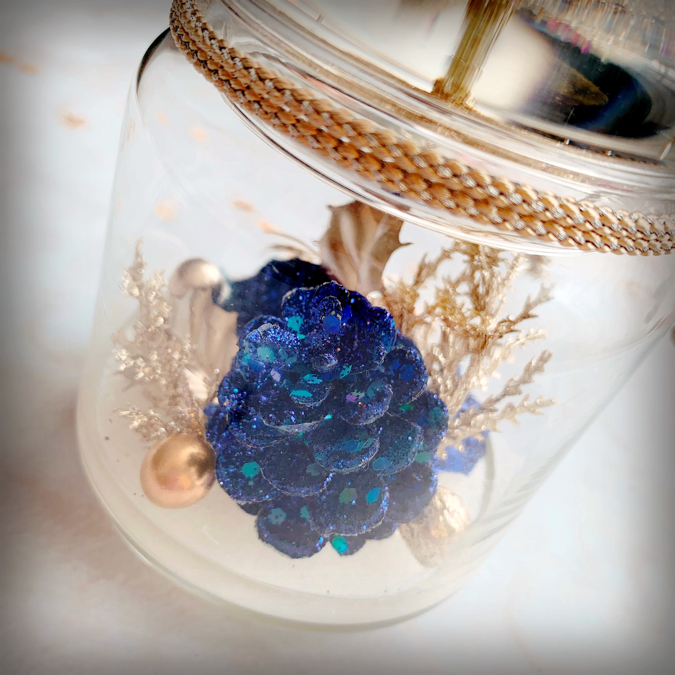 ハーバリウムポット　ジュエリーフラワー（空の宝石）