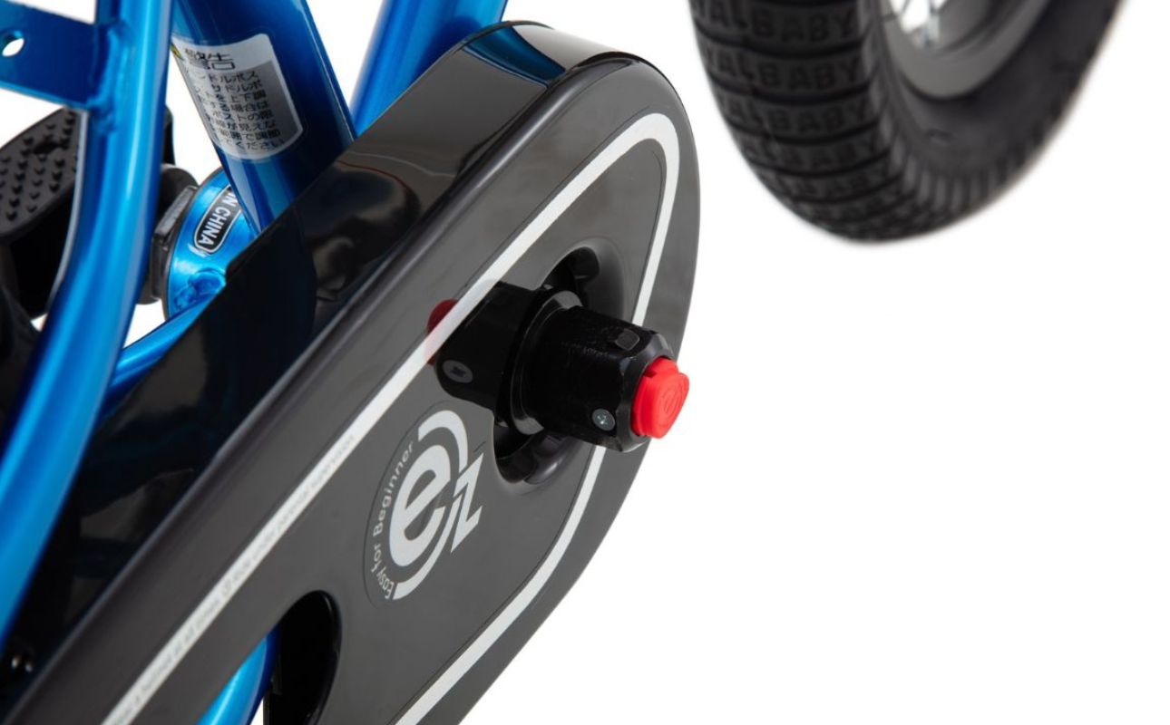 Royal Baby EZ Freestyle 14インチ【レッド】 武田産業【四日市市 で人気の返礼品 武田産業 子供用自転車 キッズバイク キッズ キッズ用 子ども 子供用 子ども用 幼児用 自転車 バイク ファミリー 四日市 】 レッド 14インチ