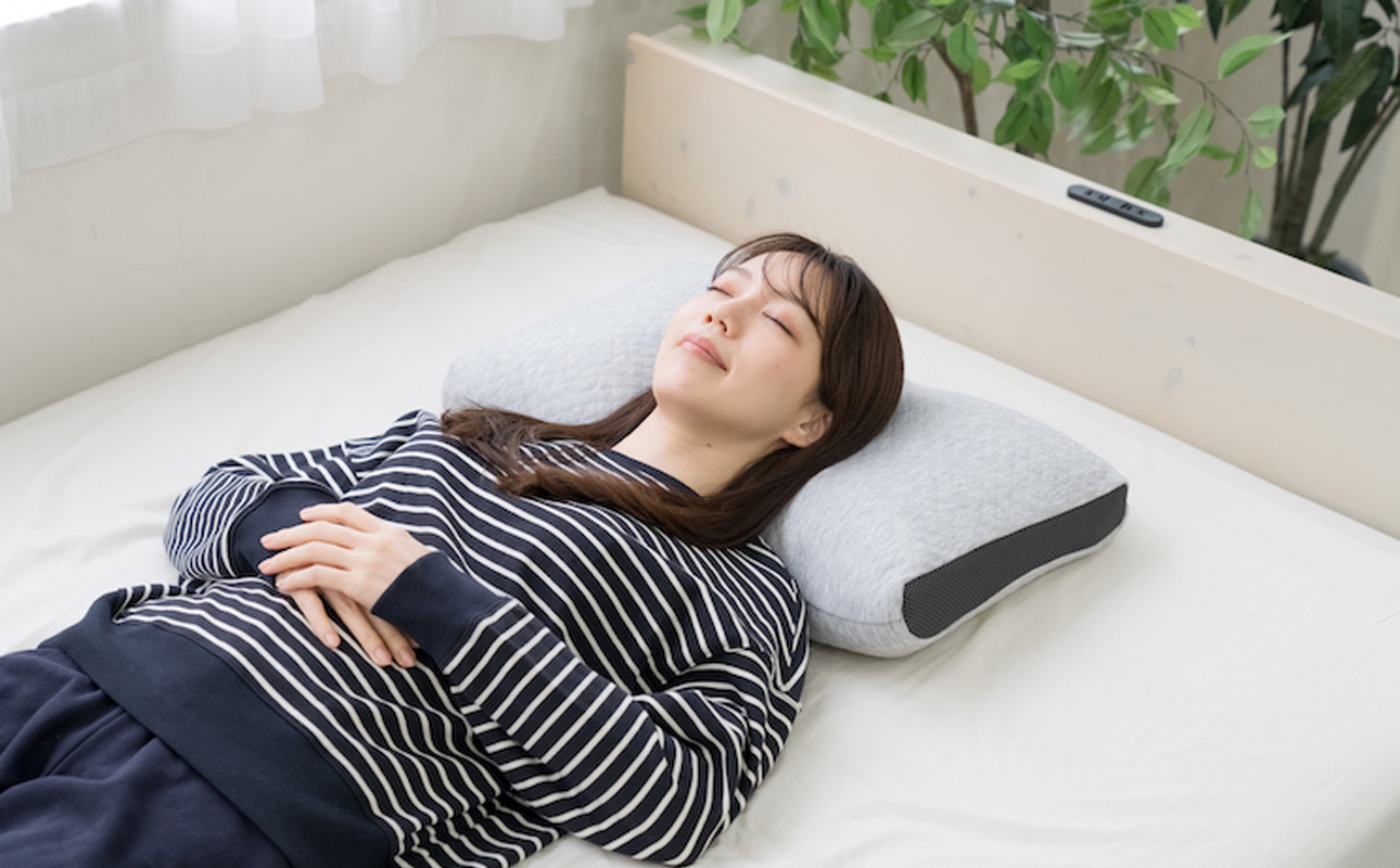 高さを3段階で簡単に変えられるので、自分ならではのベストポジションが得られる！セルフフィッティング枕「3段階に高さ調整できる 寝返りしやすい首もとフィットそば殻まくら」【快眠、枕、睡眠、そば、寝心地、サポート、寝具、ベッド、おすすめ、こだわり、日本製、ふるさと納税、三重県、四日市市】