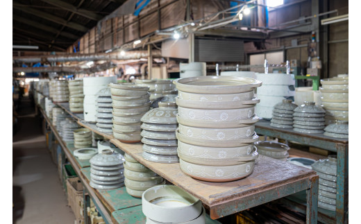 【萬古焼（ばんこやき）】スープ鍋　ルリ 内山製陶所 【土鍋 7合 深鍋 鍋 なべ ナベ セラミック 直火用 電子レンジ対応 お手入れ簡単 食洗器対応 三重県 三重 四日市市 四日市 四日市市ふるさと納税 四日市ふるさと納税】