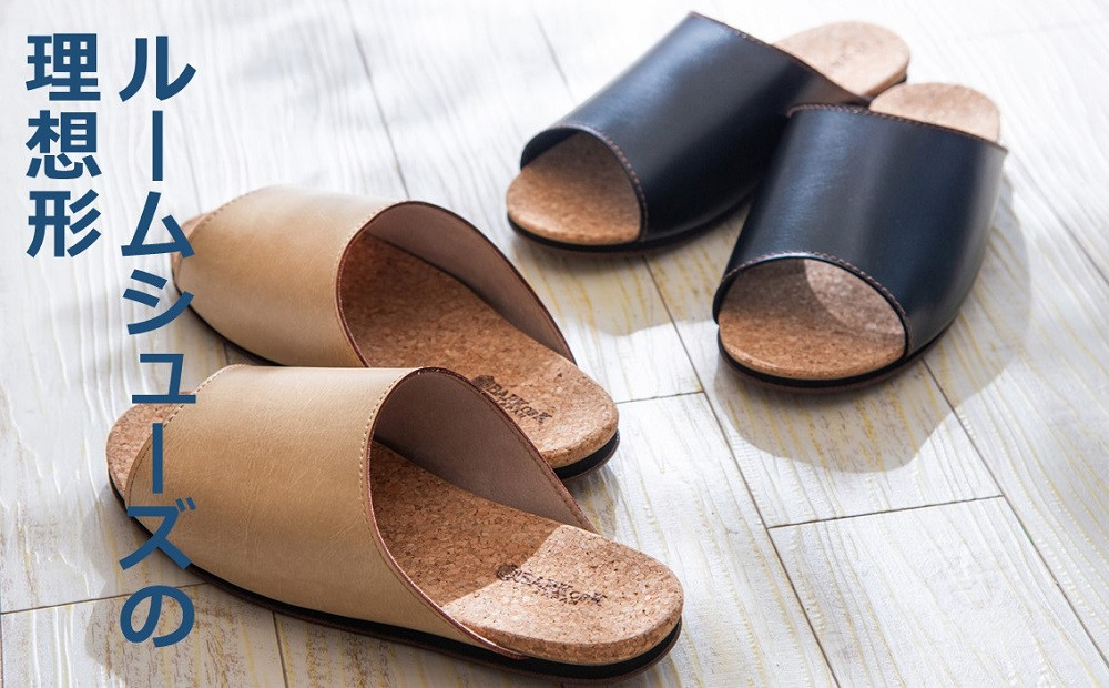 Made in Japanの高品質　ルームシューズの理想形。天然素材、静音性、高反発クッションで足にやさしい、 コルクでむれにくい、来客時も合成皮革とシンプルカラーのデザインで、さりげないセンスを！ 「バークオブケイ」コルクルームシューズ（ＬＬ・28.0cm・レッド） レッド ＬＬサイズ