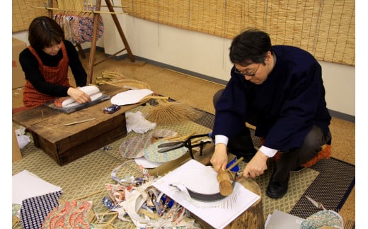 日永うちわ　伊勢木綿　海松（大）うちわ立て付 大