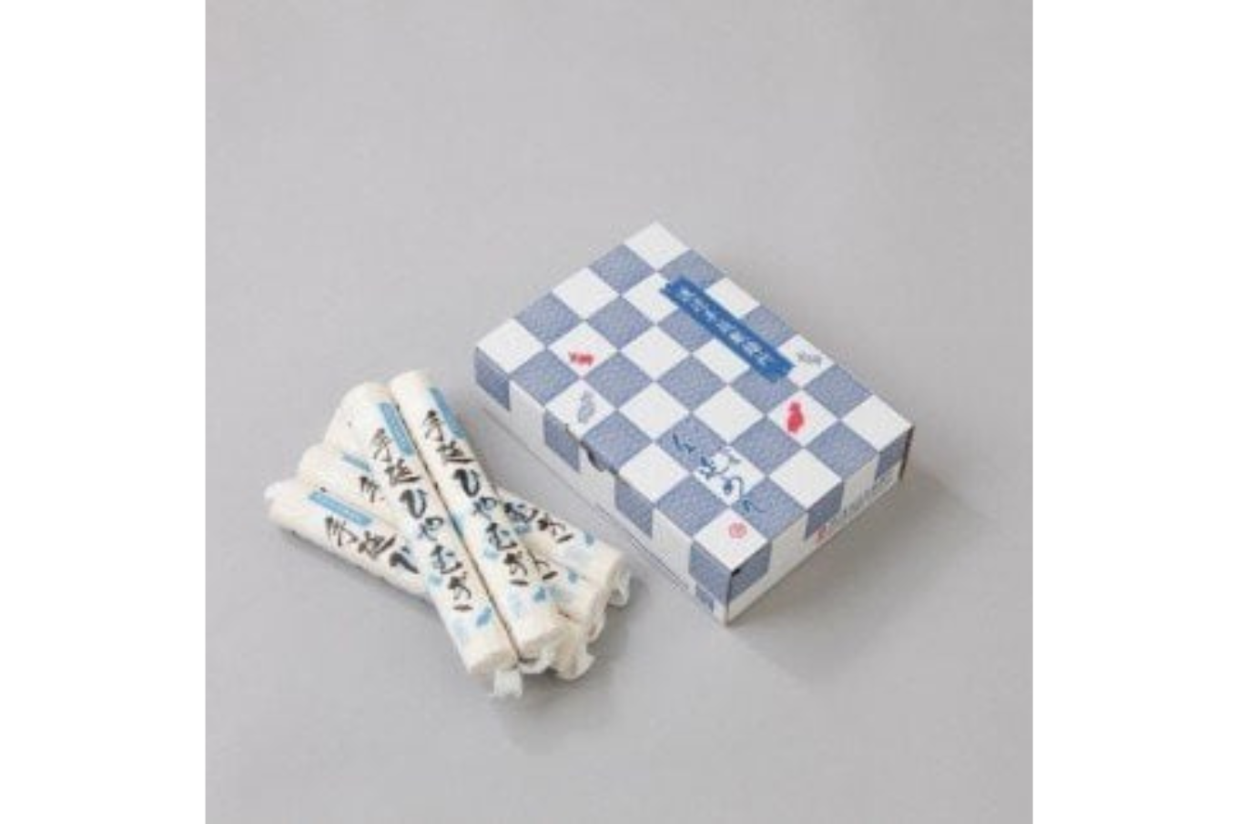 TV番組「マツコ＆有吉 かりそめ天国」紹介店　渡辺手延製麺所　金魚印　ひやむぎ【1束225ｇ×10束】　／王道の名産品　四日市　おおやち　大矢知伝承の味　清流　ミネラル　職人技　高級  手延べ麺　手延べめん　冷麦　冷や麦　そうめん　美味しい　ツルツル　もちもち　食感　夏　夏に食べたい一品　夏バテ防止　おすすめ　人気