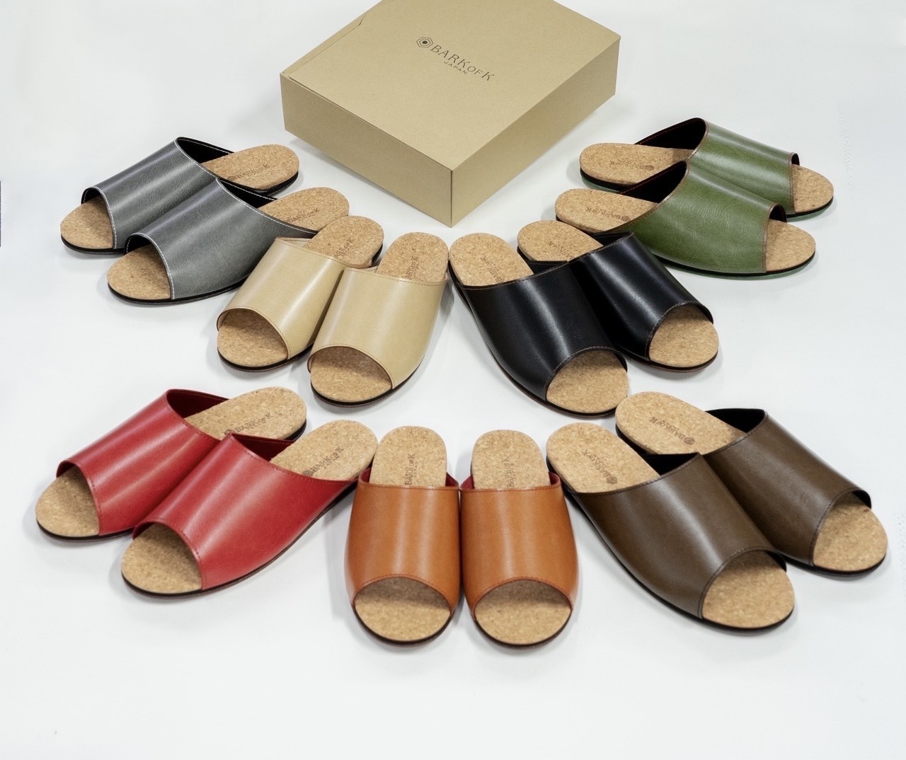 【4足セット】Made in Japanの高品質　ルームシューズの理想形。天然素材、静音性、高反発クッションで足にやさしい、 コルクでむれにくい、来客時も合成皮革とシンプルカラーのデザインで、さりげないセンスを！ 「バークオブケイ」コルクルームシューズ（ＬＬ・28.0cm・レッド） レッド ＬＬサイズ