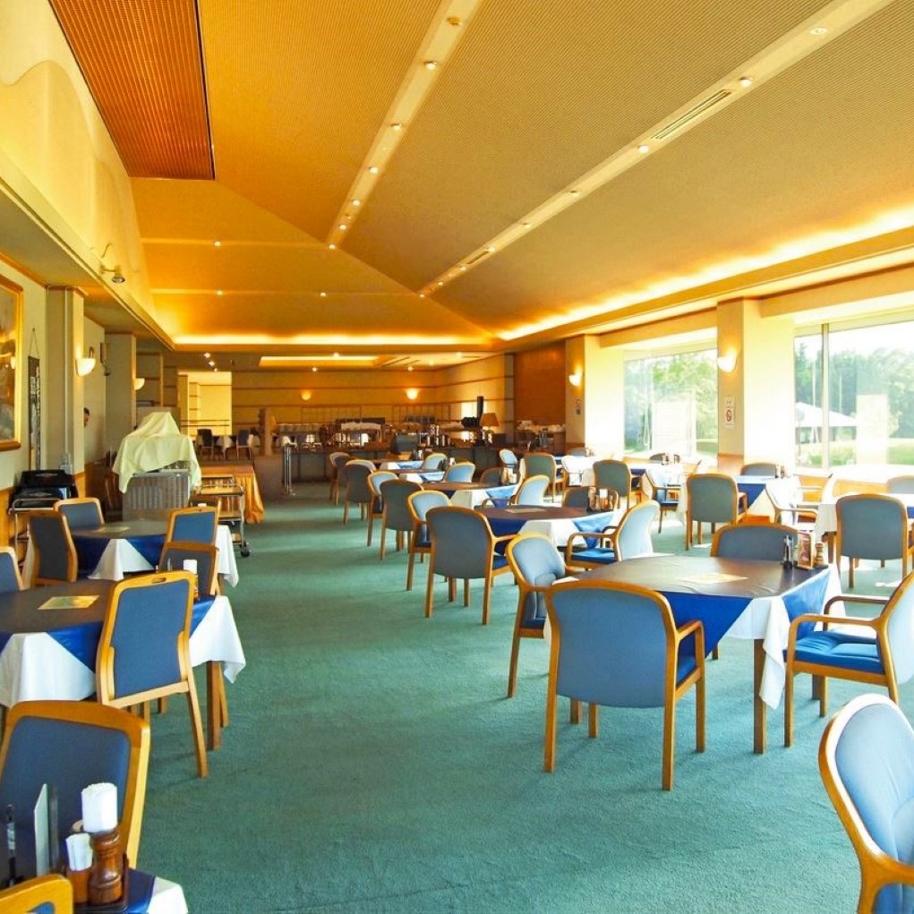 ゴルフ5カントリー四日市コース　プレー代にも使える施設利用券1,000円×15枚 施設利用券1,000円×15枚