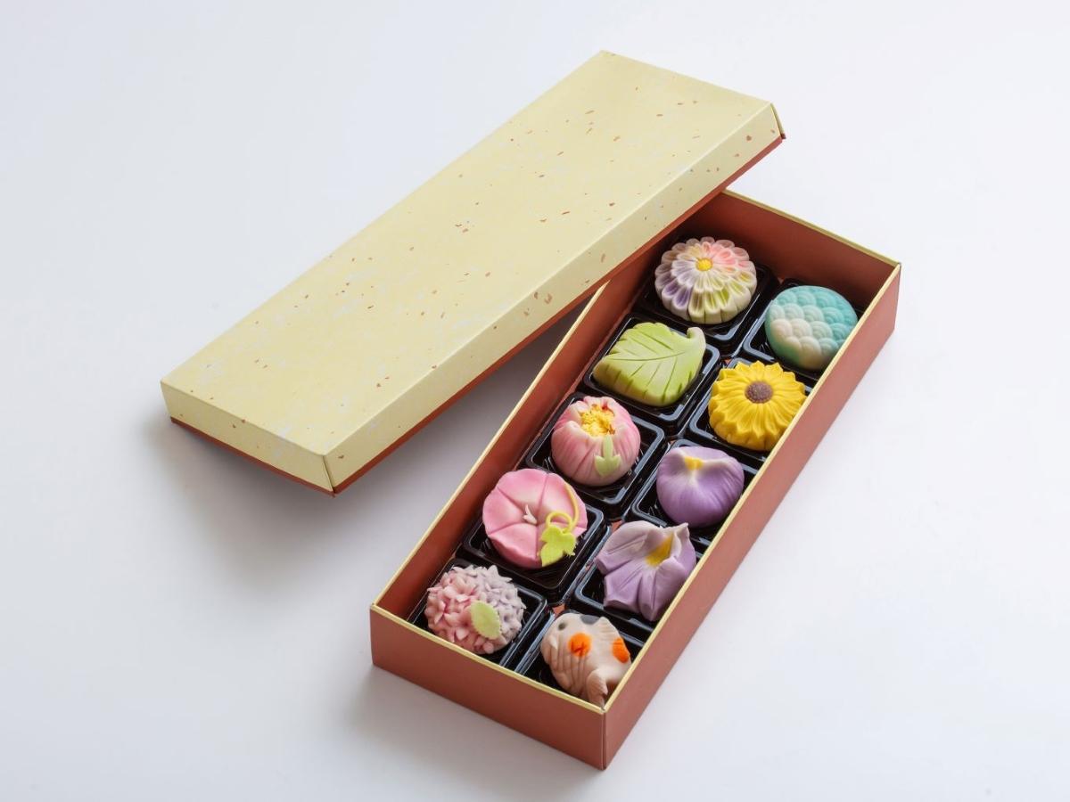 【スイーツ】ずーっと、眺めていたくなりますが、お早目にお召し上がりください。「夢菓子工房ことよ」季節の練り切り菓子 夏篇10個 夏篇