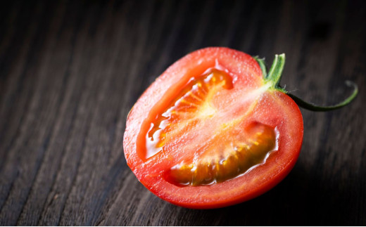 鈴鹿山麓トマト 中玉トマト「レッドオーレ」箱詰め（1.8kg入り）【トマト ミニトマト 採れたて 自然 栽培 水耕栽培 野菜 甘い あまい おいしい 美味しい 三重県 四日市市 ふるさと納税】 レッドオーレ(1.8kg)