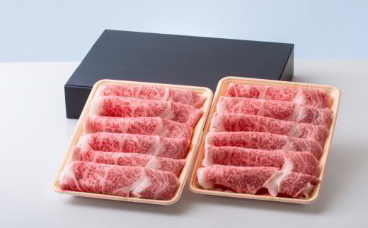 ＜定期便＞松阪牛の品評会で最優秀賞受賞歴のある 加藤牧場の黒毛和牛 ロース・肩ロース 1kg　【２回発送】/ 牛肉　国産牛　黒毛和牛　ロース　肩ロース　肉　上質　人気　おすすめ　三重県 1kg×2回