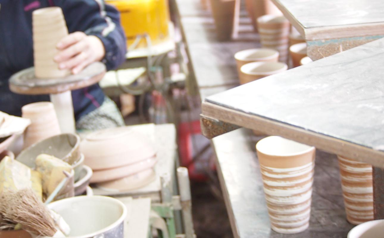 萬古焼カップ製造の様子