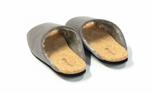 ルームシューズの理想形。天然素材、静音性、高反発クッションで足にやさしい、コルクでむれにくい、上質で厚みのあるボアで寒い季節も暖かく快適に過ごせる「バークオブケイ」コルクルームシューズ暖（Made in Japanの高品質）（秋冬用）サイズ：M、カラー：ベージュ ベージュ サイズM、ベージュ