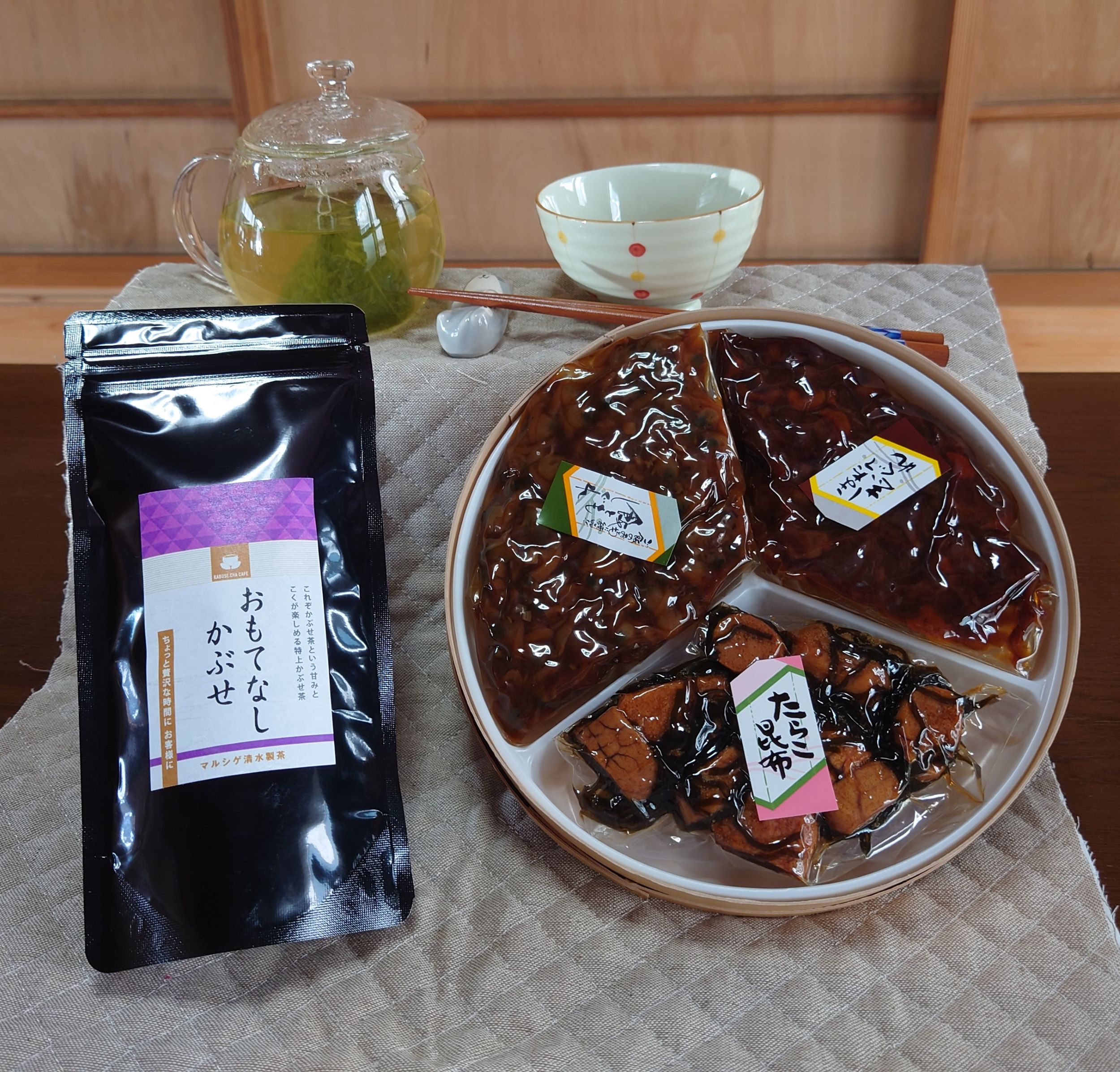 しぐれ三種贅沢セットと水沢かぶせ茶の「お茶漬けセット」 しぐれ三種贅沢セット