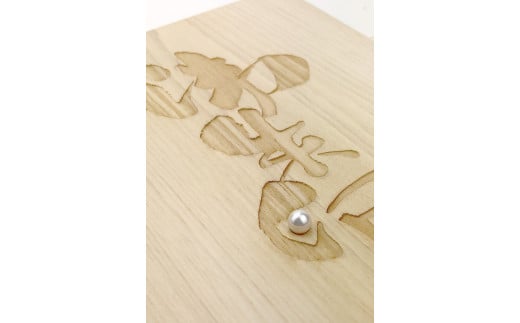 1015伊勢の檜の御朱印帳　パール付き　御朱印帳 伊勢志摩 贈り物 神社仏閣 檜 和柄 彫刻 パール