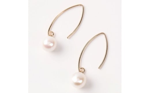 1026　K10YGあこや本真珠ピアス　マーキースフック