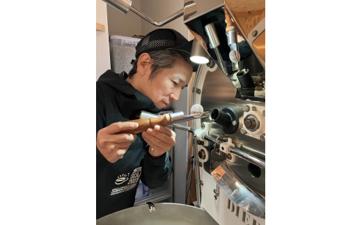 1671　『伊勢』コーヒー豆600g　200g×3袋　スッキリ飲み比べセット　伊勢　伊勢市　伊勢志摩　三重県　自家焙煎　オリジナルブレンド　ビターチョコ　深煎り　伊勢神宮の森　アイスコーヒー　カミノコーヒー　camino coffee　中深煎り　酸味少ない　コク　ブラジル　中煎り　香ばしい　クリア　スペシャルティコーヒー　珈琲