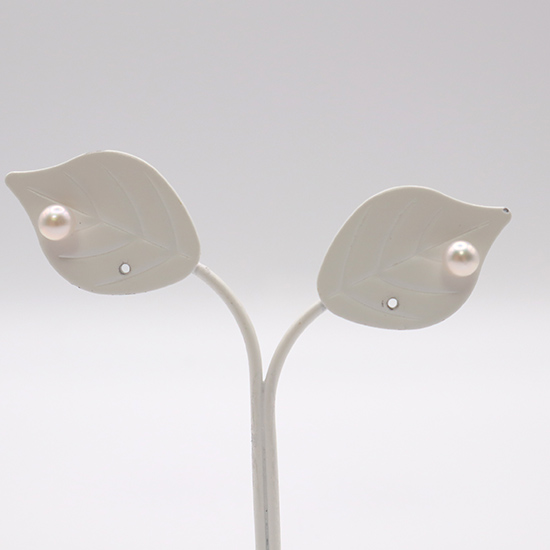 1686　K18 あこやベビー本真珠4.5㎜upスタッドピアス