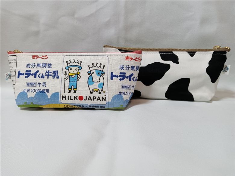 1773　牛乳パックのアップサイクル商品 福祉施設 障がい者施設 牛乳パック アップサイクル 手作業 手作り ハンドメイド ぎゅーとら トライくん 小物 ポーチ ペンケース