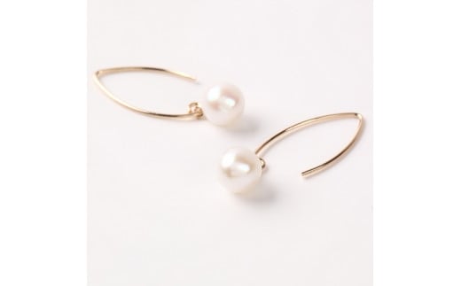 1026　K10YGあこや本真珠ピアス　マーキースフック