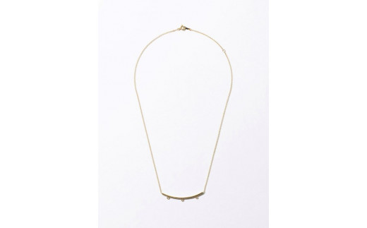 1260【half  moon】K18YGアコヤホワイトパール3ドロップネックレス