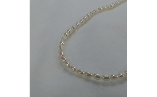 1621　淡水本真珠ネックレス・ピアス（ベビーパール）