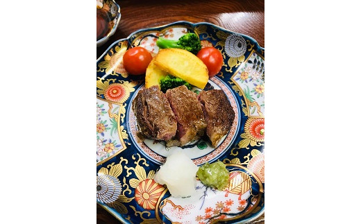 304日本料理花菖蒲　豪華伊勢志摩懐石お食事券（1名様分）