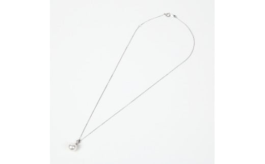 711K18WGあこや本真珠ダイヤモンドペンダント　8.5mmUP