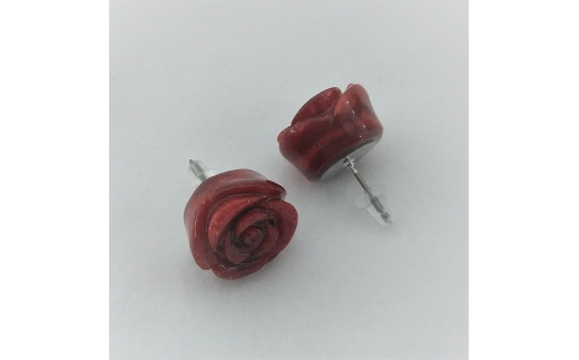 1324珊瑚ピアス・バラ