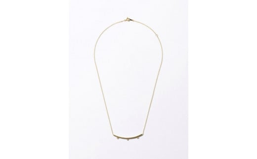 1273【half moon】K18YGアコヤホワイトパールネックレス