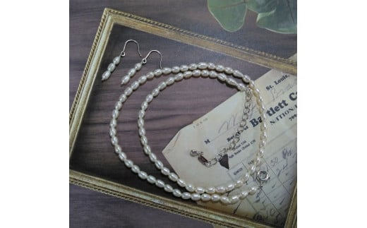 1621　淡水本真珠ネックレス・ピアス（ベビーパール）