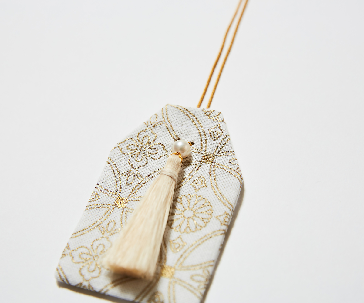 1897 伊勢の白玉幣・伊勢宝玉 白瑪瑙　伊勢とこわかや お守り 真珠 夫婦岩チョーカー あこや真珠 伊勢宝玉　天然石　白玉幣　伊勢の白玉幣　精麻