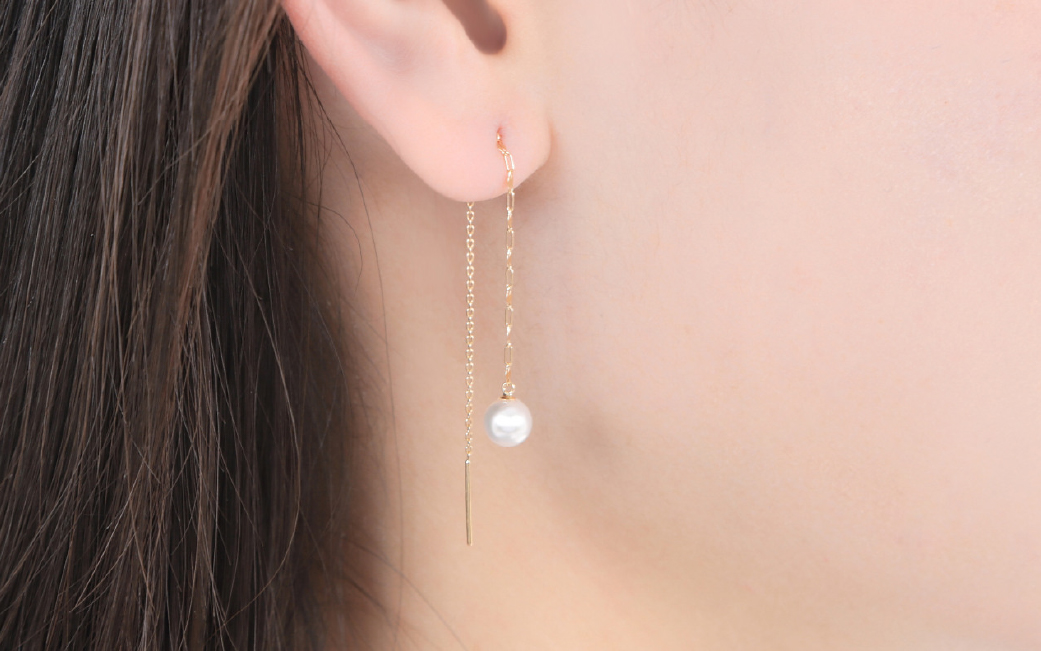 701　K18YGあこや本真珠ピアス　キラキラロングチェーン5.5mmUP