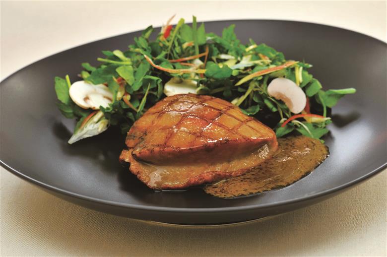 1754　〈伊勢せきや〉鮑ステーキ ステーキ 豪華 プレゼント 天然黒鮑 あわび