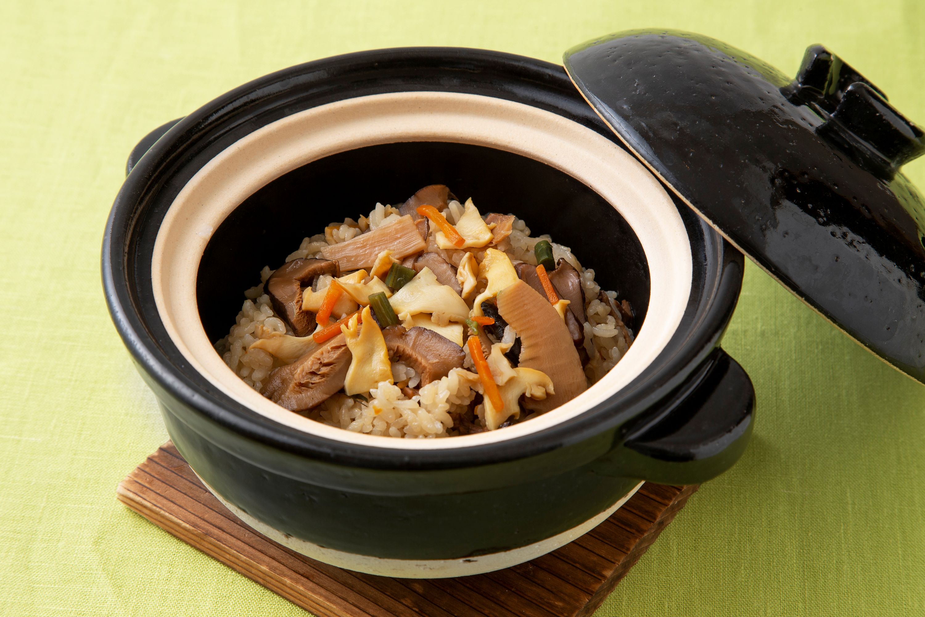 1756　〈伊勢せきや〉あわびごはんの素 2袋　ごはんの素 炊き込みご飯 簡単 便利 お弁当 おにぎり 特製