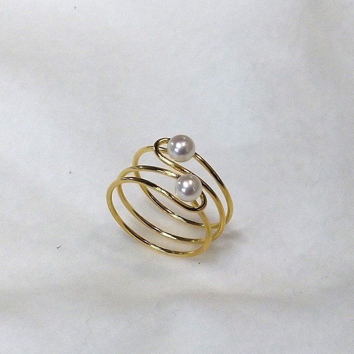 1792 リング・ダブルパール（ボタン）金色　真珠 指輪 アクセサリー 母の日のプレゼント キュートなリング カジュアルアクセサリー 装飾品 オシャレアイテム クリスマスプレゼント 淡水パール 愉しい贈り物 ポピュラーアクセサリー 自分へのご褒美 ピッタリフィット