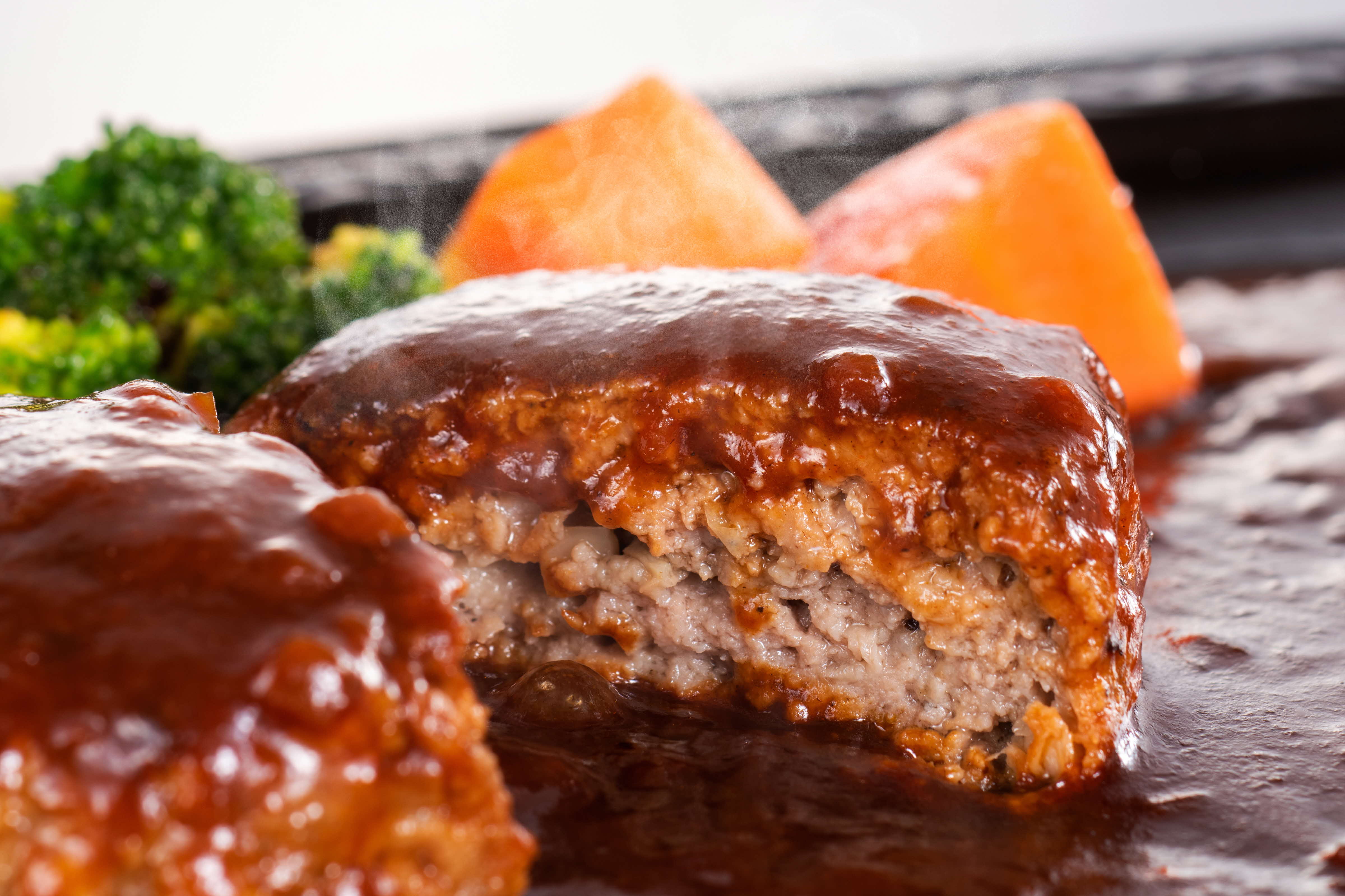 【1.2-13】松阪牛ハンバーグ5個セット