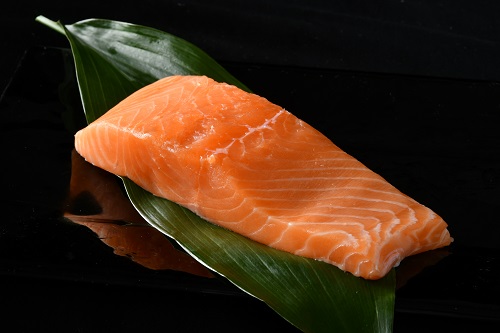 【1.5-9】サーモン短冊　約600g